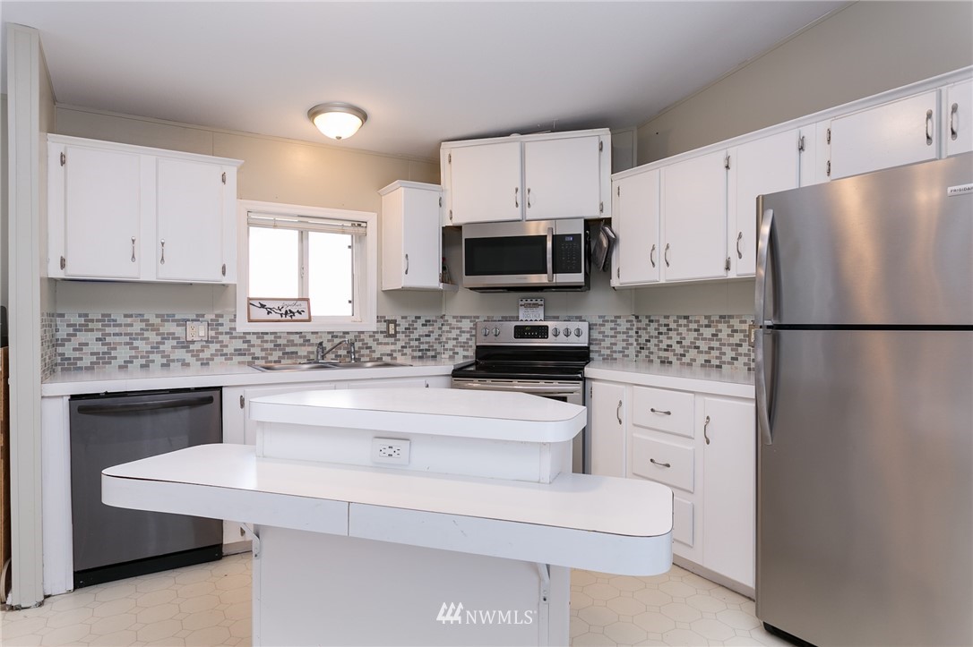 44435 Dalles Road Concrete, WA 98237 - Photo 10 of 31 Gallery Image 10