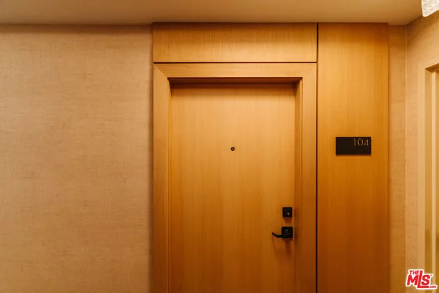 $649,000 | 999 North Doheny Drive, Unit 104, West Hollywood, CA 90069