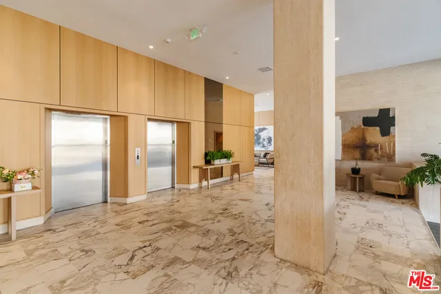 $649,000 | 999 North Doheny Drive, Unit 104, West Hollywood, CA 90069