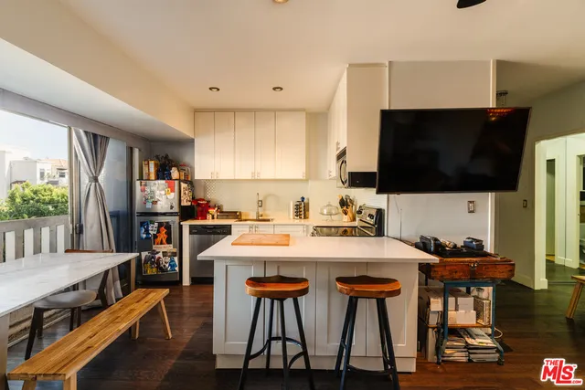 $649,000 | 999 North Doheny Drive, Unit 104, West Hollywood, CA 90069