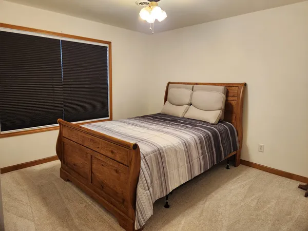 $275,000 | 1508 Hawkeye Court, Carterville, IL 62918