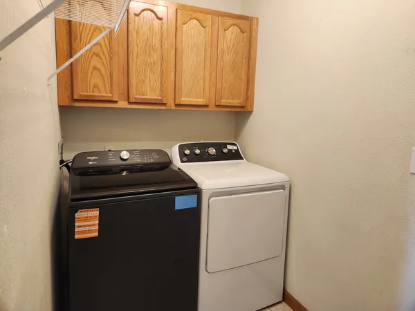 $275,000 | 1508 Hawkeye Court, Carterville, IL 62918