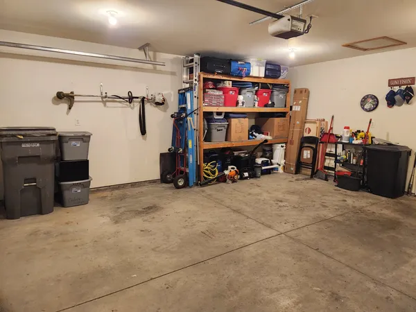 $275,000 | 1508 Hawkeye Court, Carterville, IL 62918