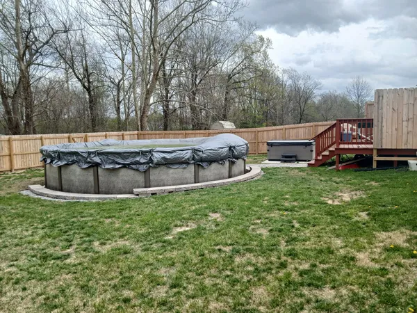 $275,000 | 1508 Hawkeye Court, Carterville, IL 62918
