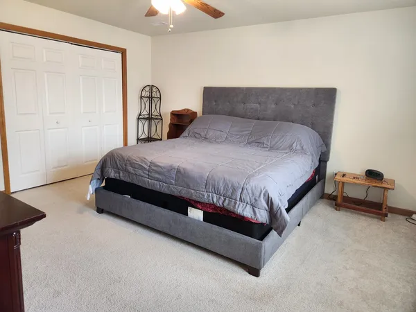 $275,000 | 1508 Hawkeye Court, Carterville, IL 62918