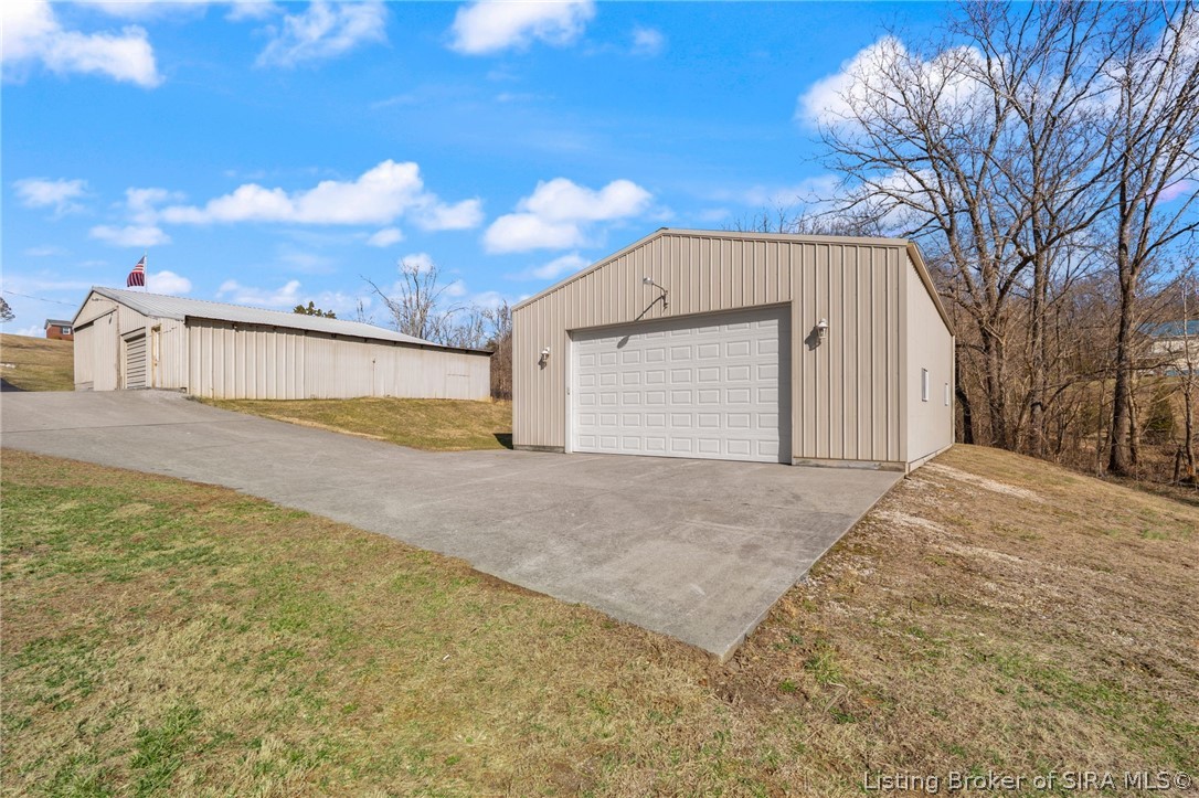 9529 Cooks Mill Road Georgetown, IN 47122 - Photo 3 of 46