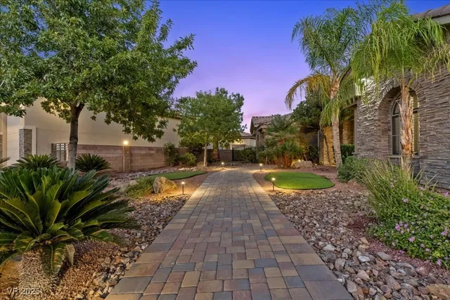 $3,100,000 | 9125 Hickam Avenue, Las Vegas, NV 89129