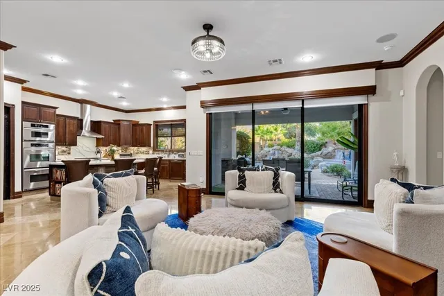 $3,100,000 | 9125 Hickam Avenue, Las Vegas, NV 89129