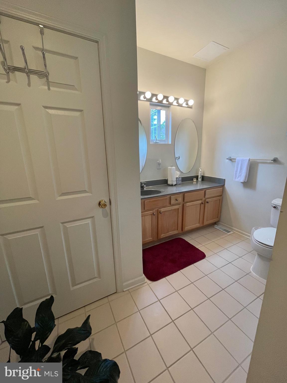 8 Wilson Way Riverside, NJ 08075 - Photo 16 of 36