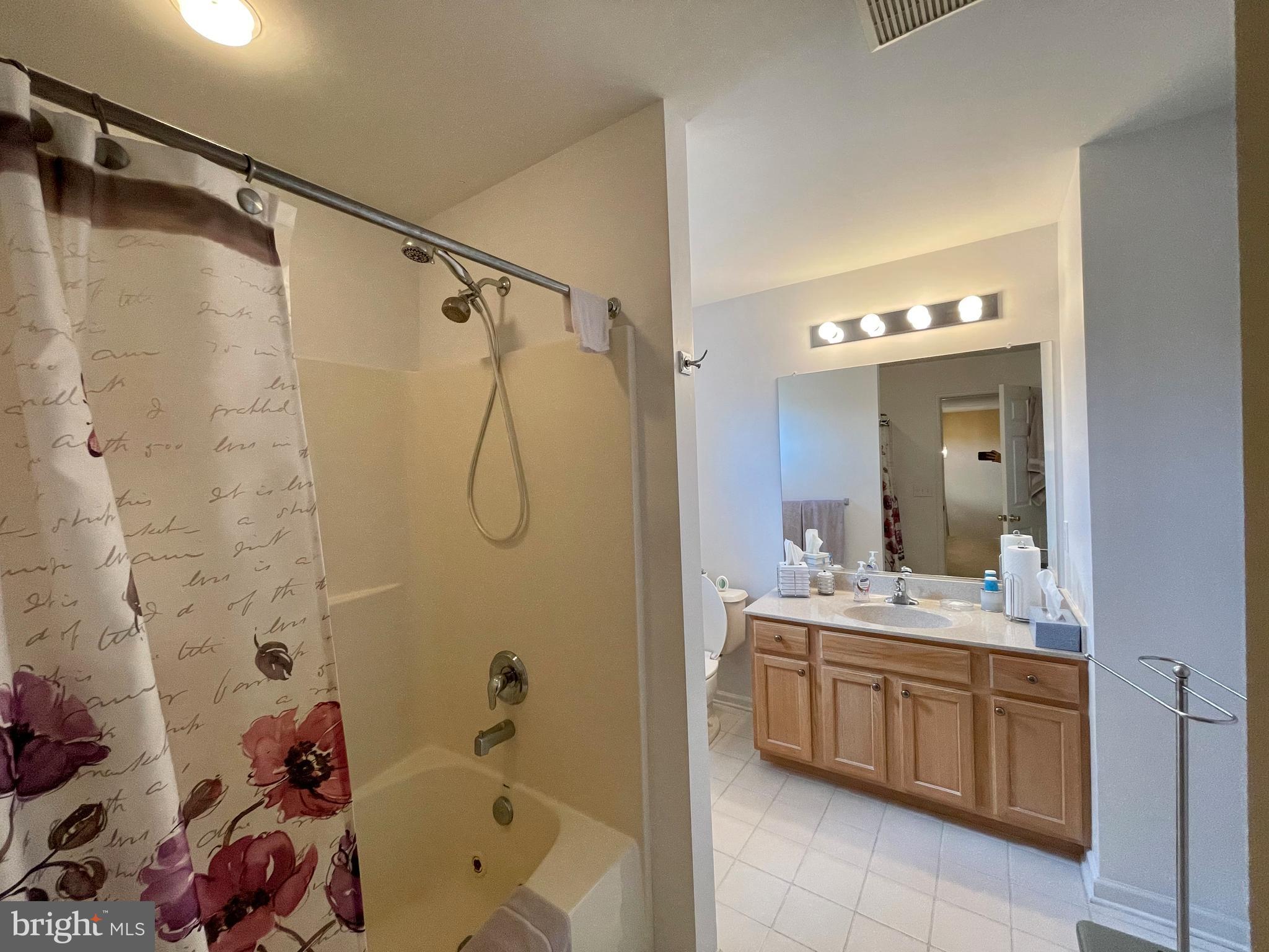 8 Wilson Way Riverside, NJ 08075 - Photo 22 of 36