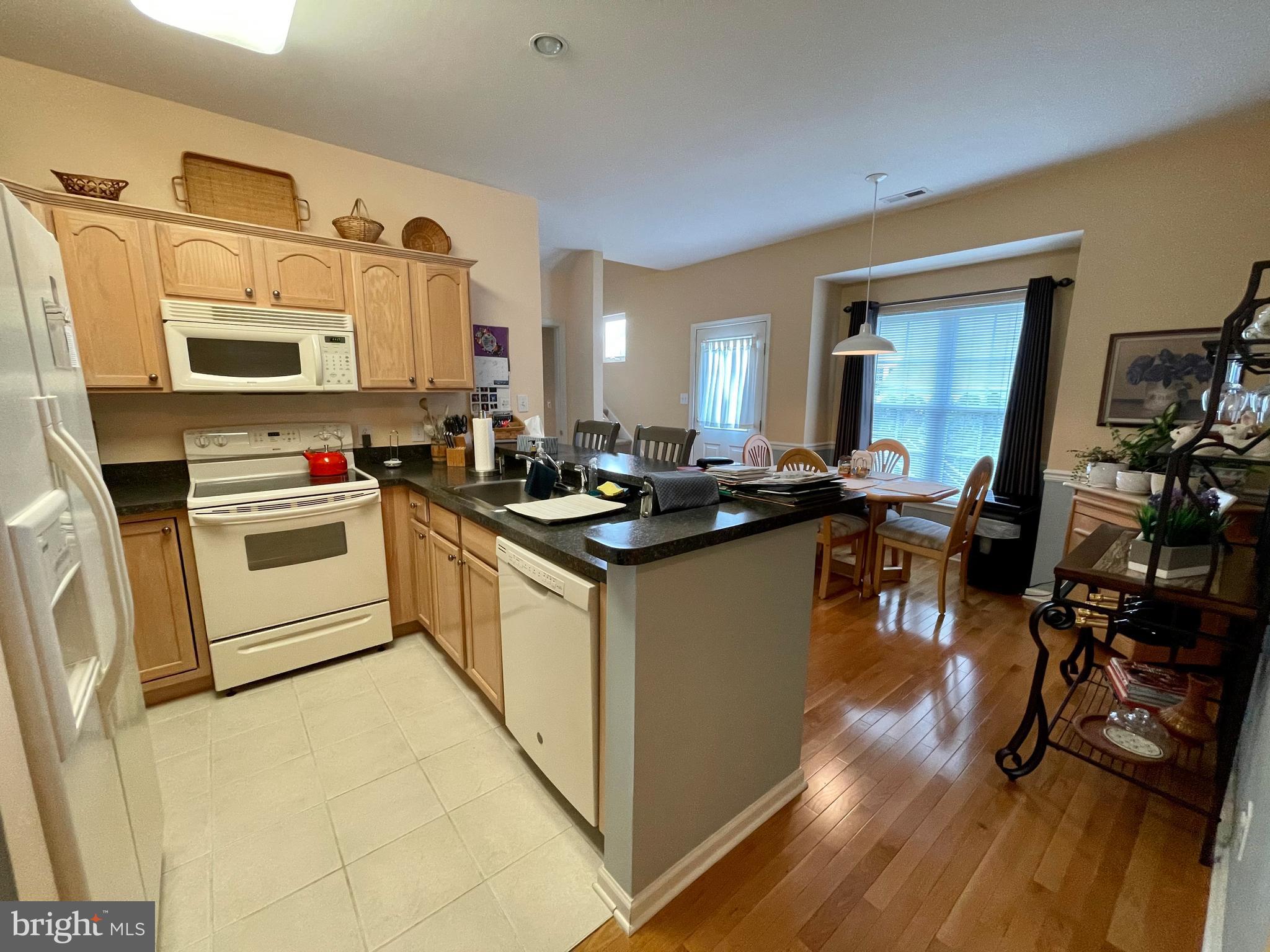 8 Wilson Way Riverside, NJ 08075 - Photo 7 of 36