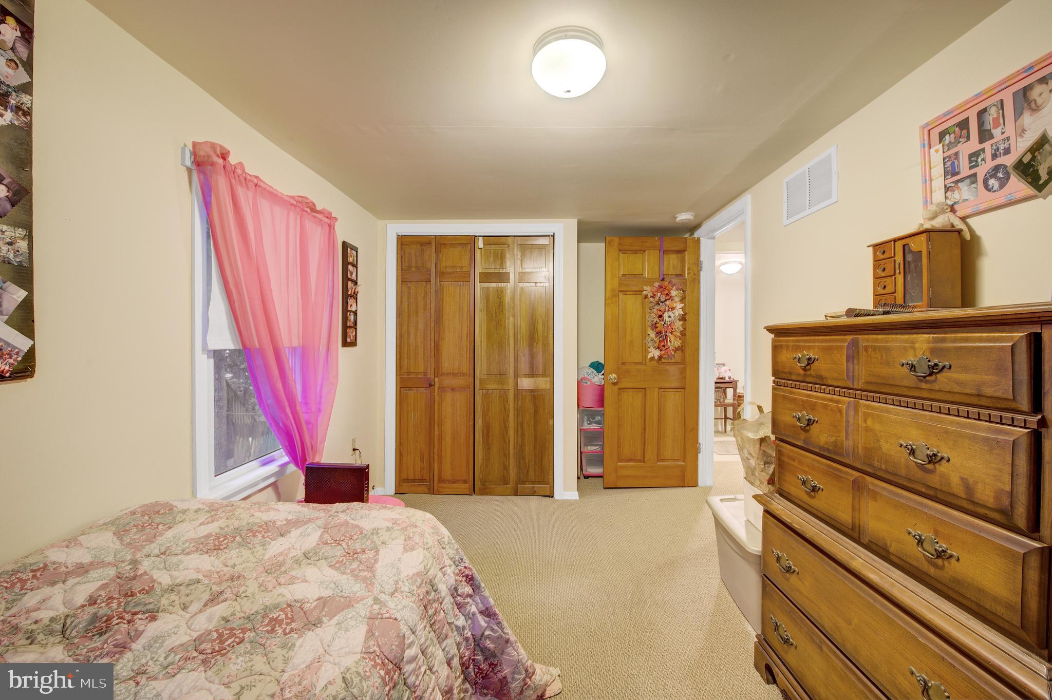 418 Main Columbus, NJ 08022 - Photo 24 of 31