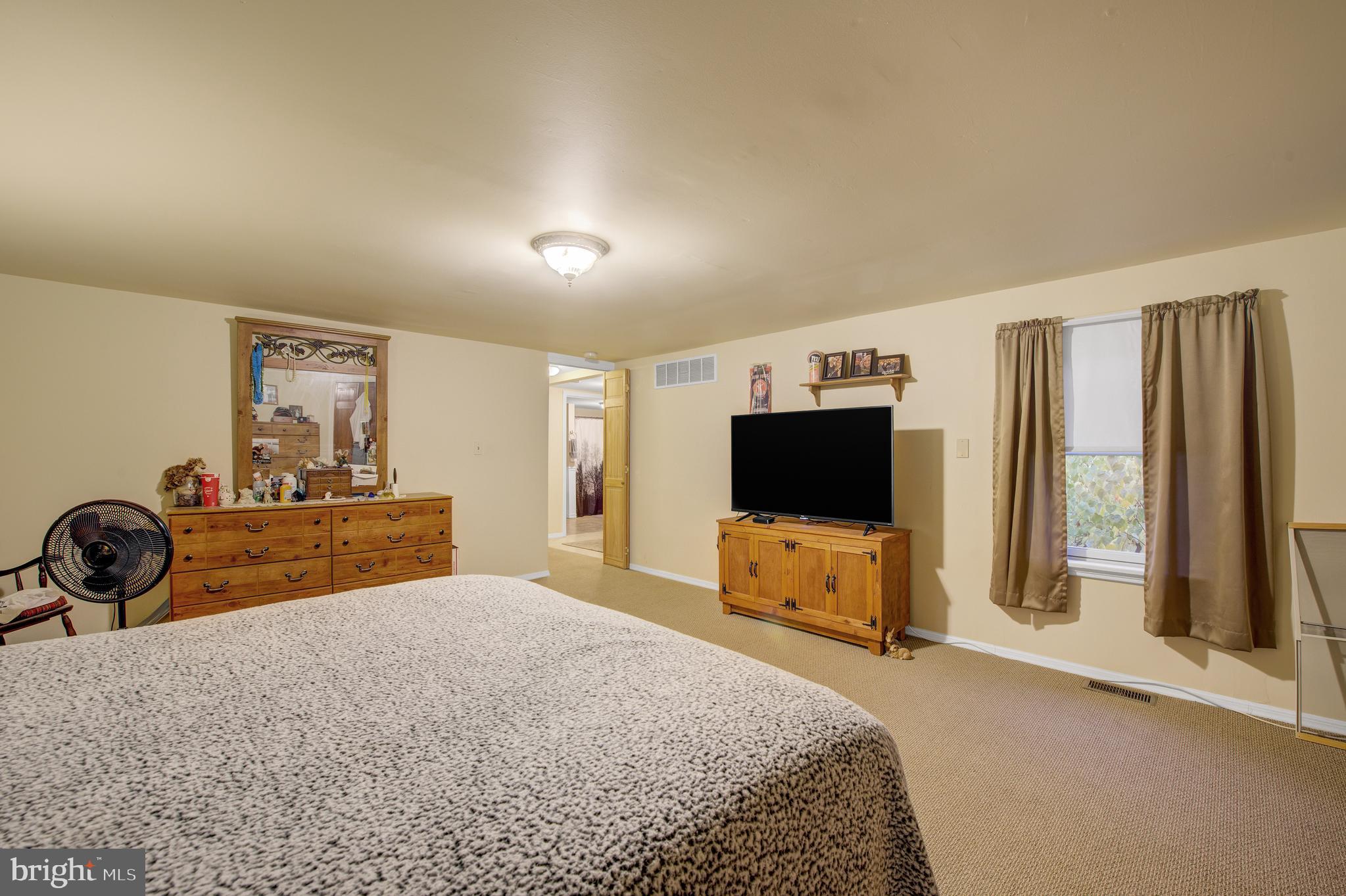 418 Main Columbus, NJ 08022 - Photo 27 of 31