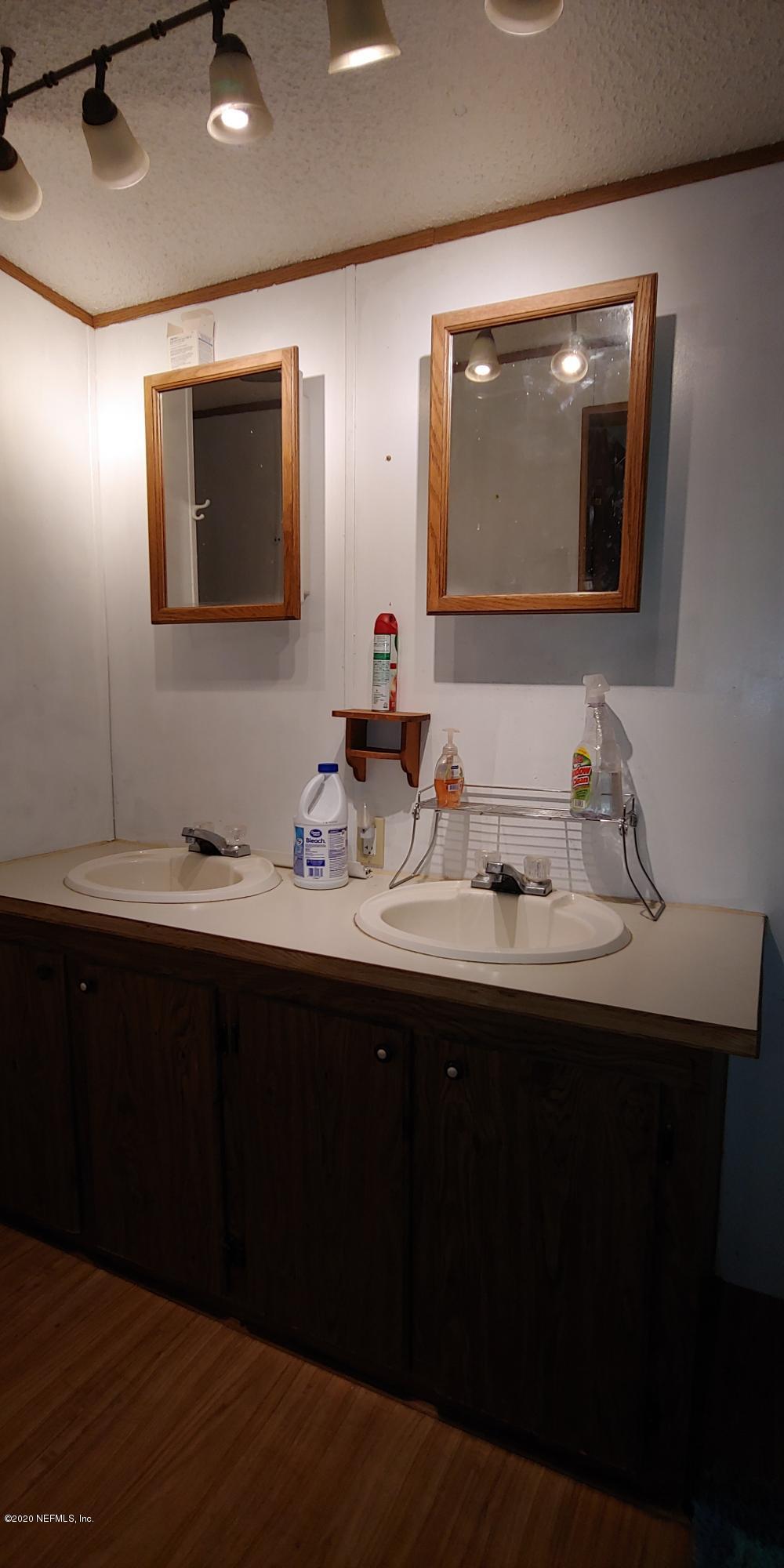 11357 Irma Road Jacksonville, FL 32218 - Photo 46 of 81 Master Vanity