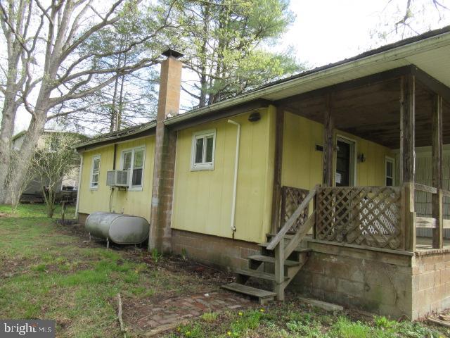 70 Narrows Road New Bloomfield, PA 17068 - Photo 4 of 24 Gallery Image 4