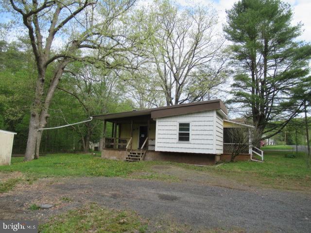 70 Narrows Road New Bloomfield, PA 17068 - Photo 5 of 24 Gallery Image 5
