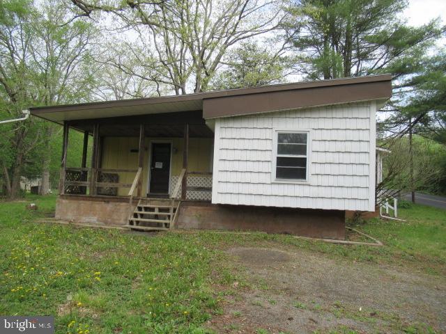 70 Narrows Road New Bloomfield, PA 17068 - Photo 6 of 24 Gallery Image 6
