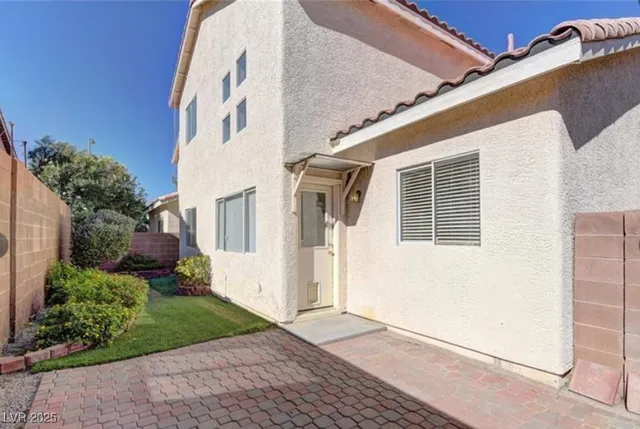 $1,864 | 885 Veranda View Avenue, Las Vegas, NV 89123