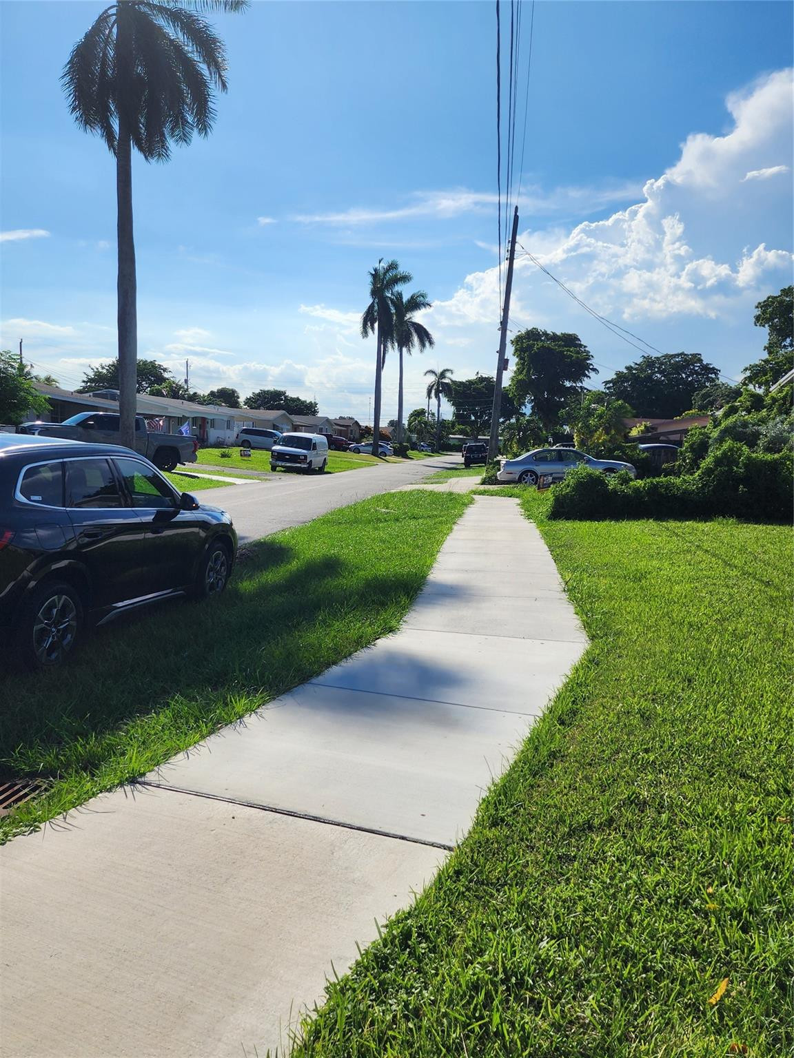704 Southwest 4th Street Hallandale Beach, FL 33009 - Photo 32 of 33