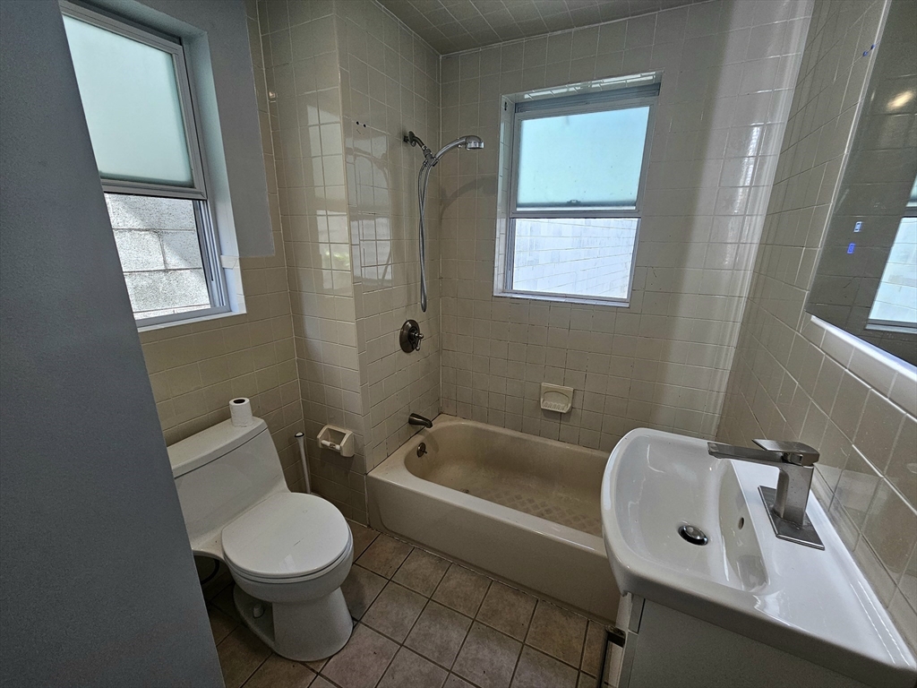 5 River Street, Unit A Boston, MA 02126 - Photo 4 of 8