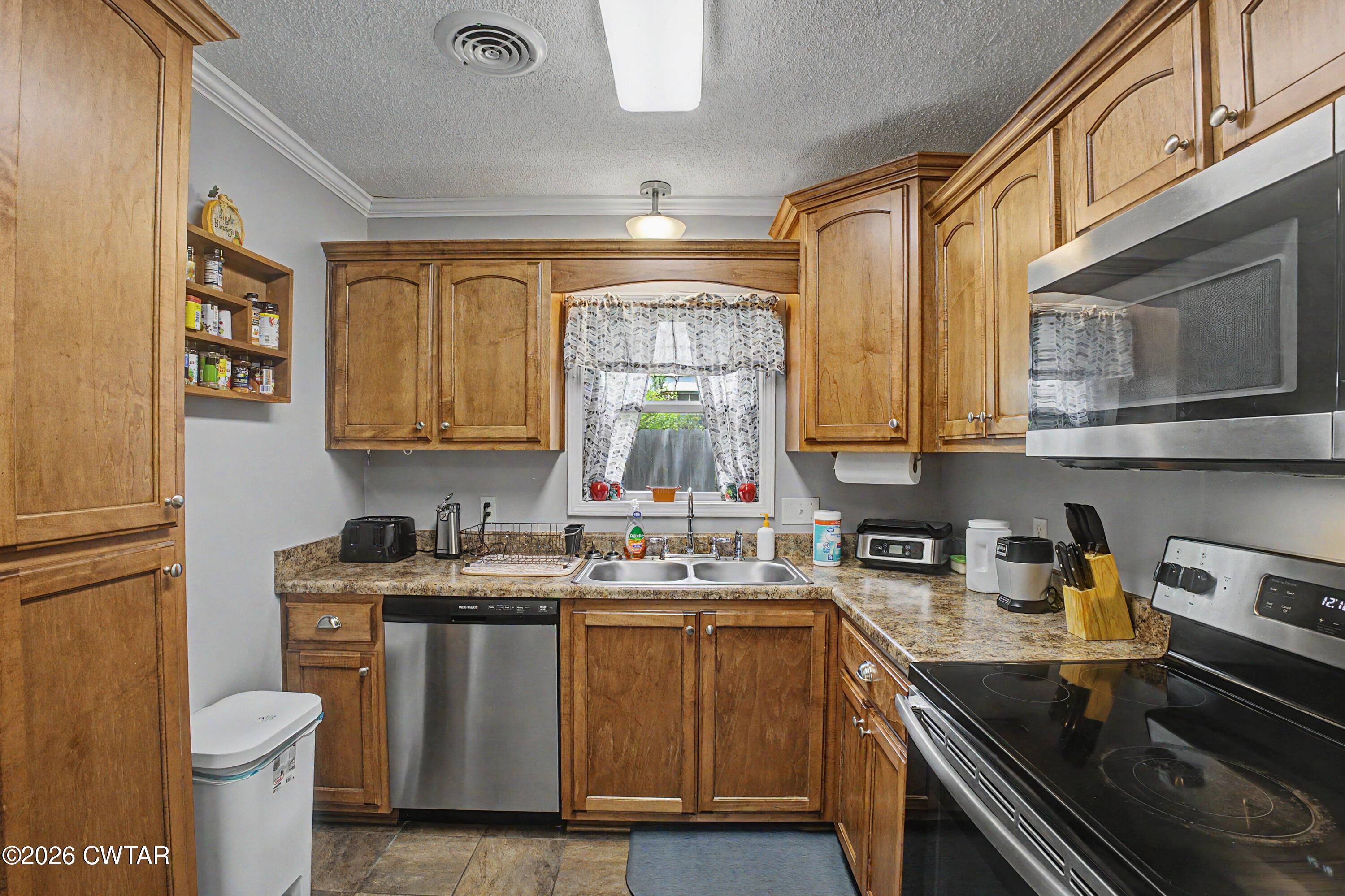 1180 Pine Street Covington, TN 38019 - Photo 22 of 35 Kitchen 3 (1)