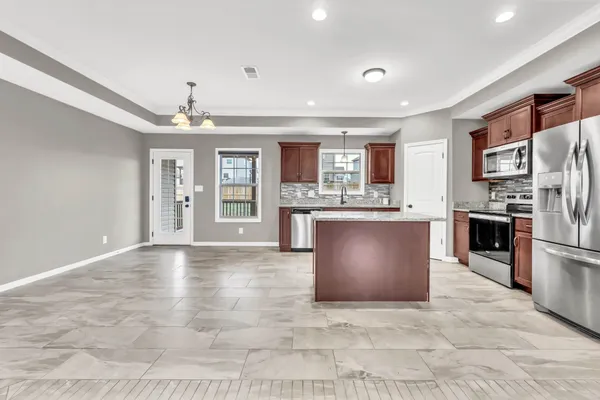 $2,650 | 2006 Jackie Lorraine Drive, Clarksville, TN 37042