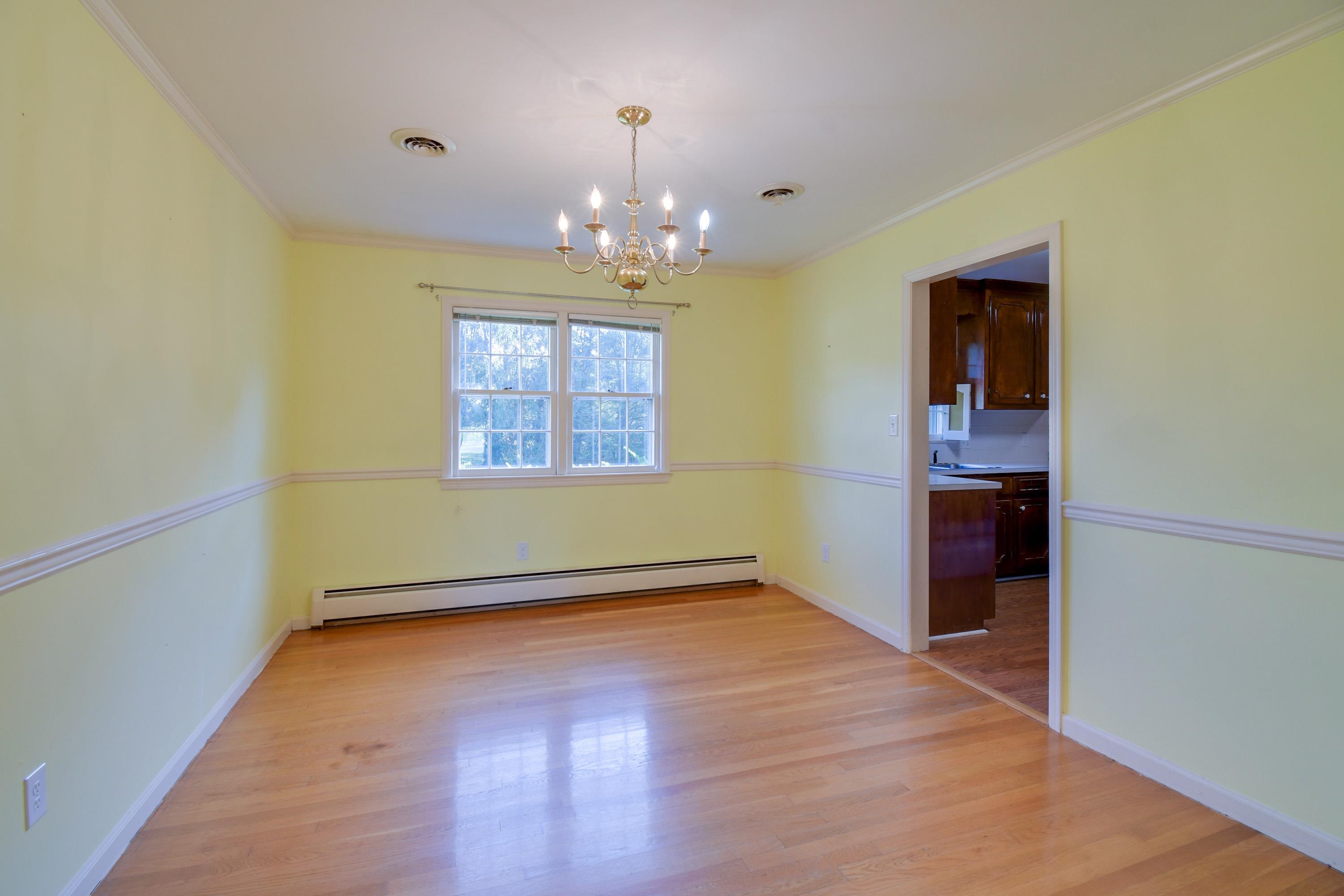 2116 Pickett Road Waynesboro, VA 22980 - Photo 17 of 43 Gallery Image 17