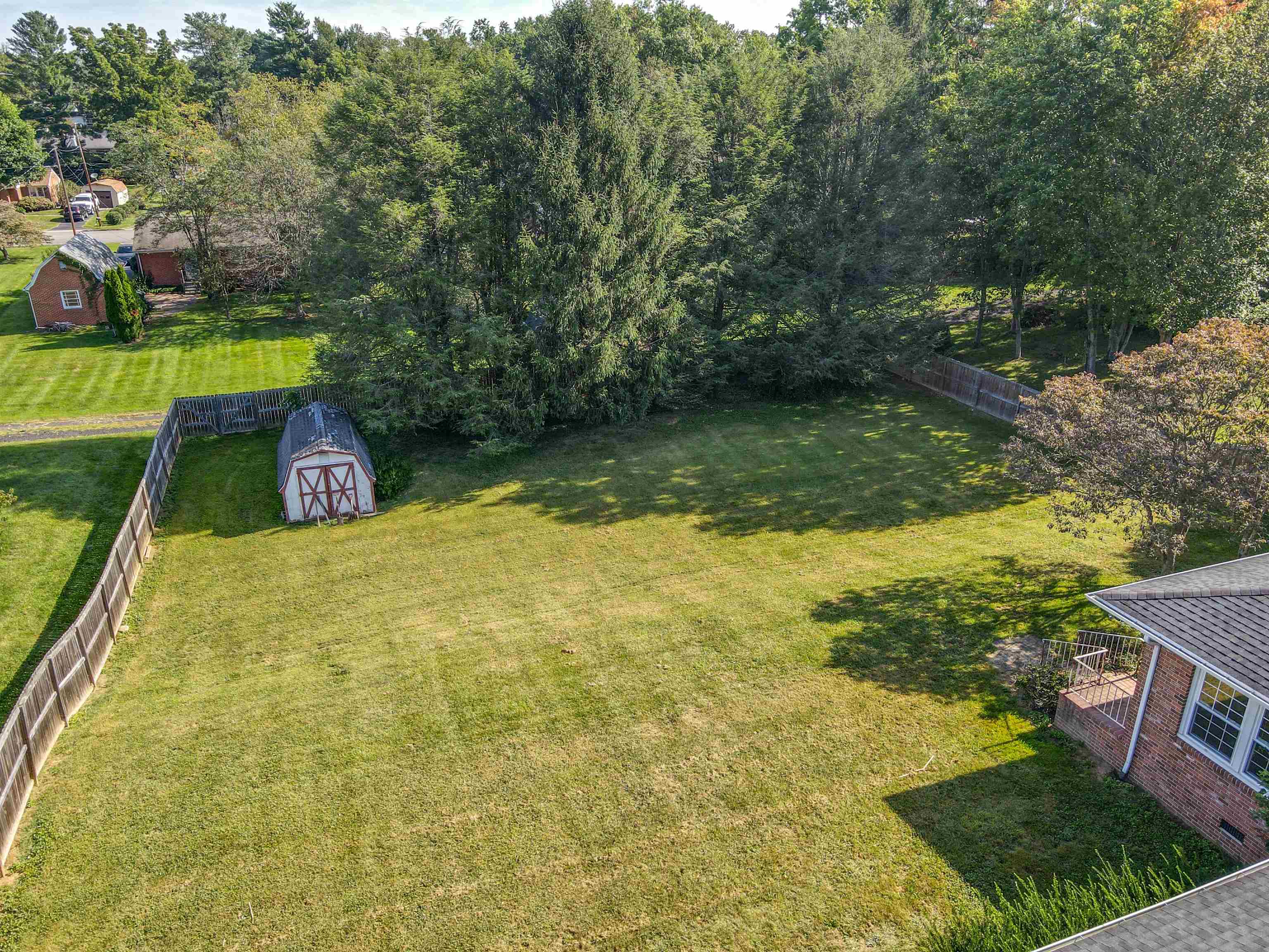 2116 Pickett Road Waynesboro, VA 22980 - Photo 33 of 43 Gallery Image 33