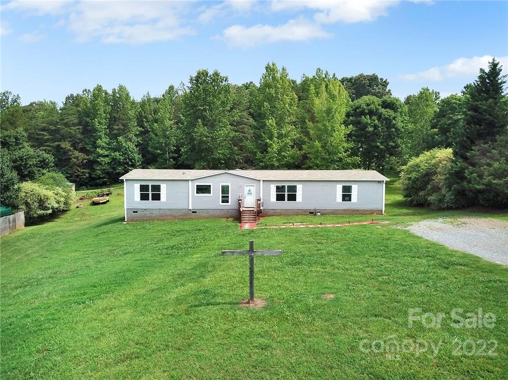 232 Muldoon Lane Clover, SC 29710 - Photo 29 of 36 Gallery Image 29