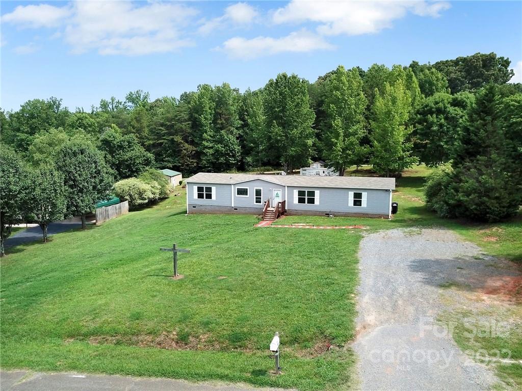 232 Muldoon Lane Clover, SC 29710 - Photo 31 of 36 Gallery Image 31