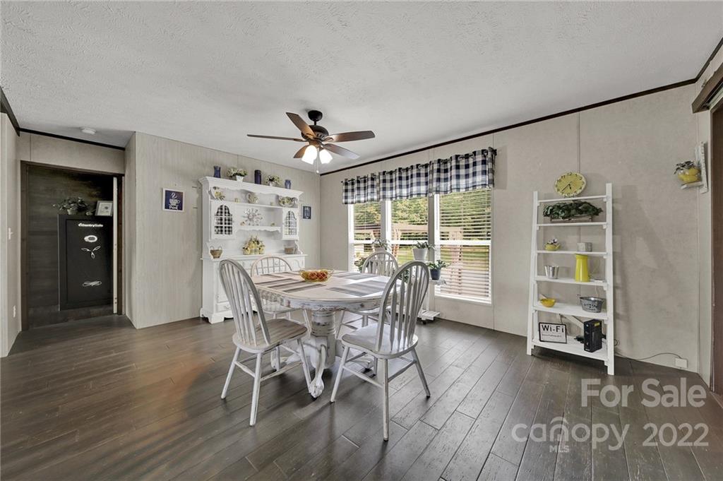 232 Muldoon Lane Clover, SC 29710 - Photo 9 of 36 Gallery Image 9