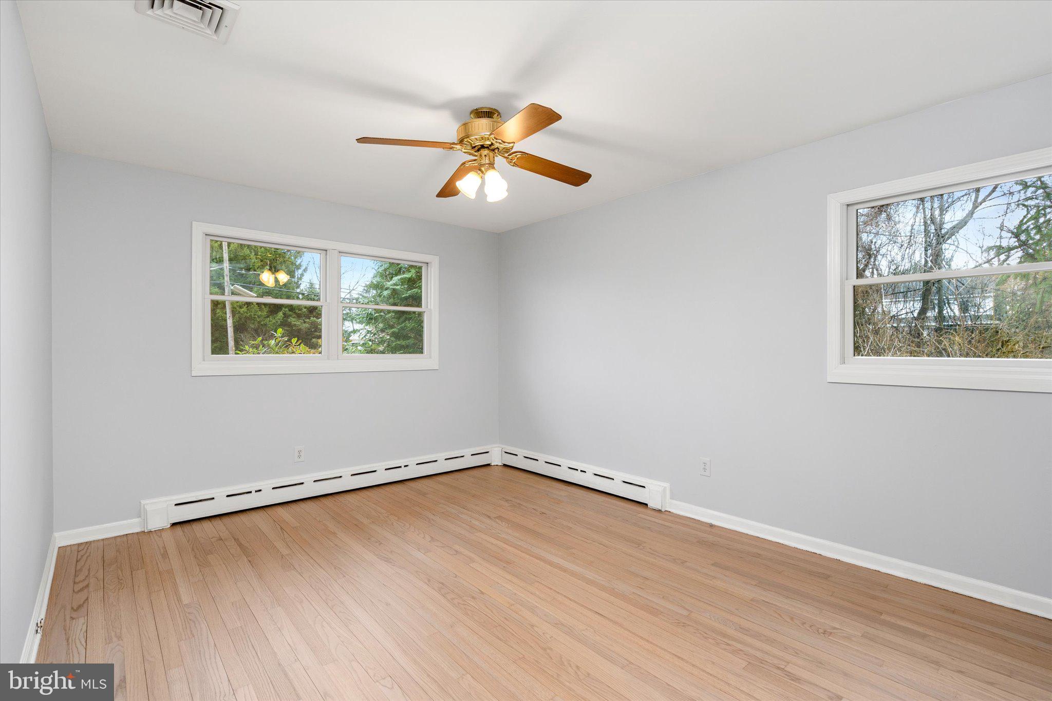4 Eiker Road Cranbury, NJ 08512 - Photo 17 of 33 2nd Bedroom