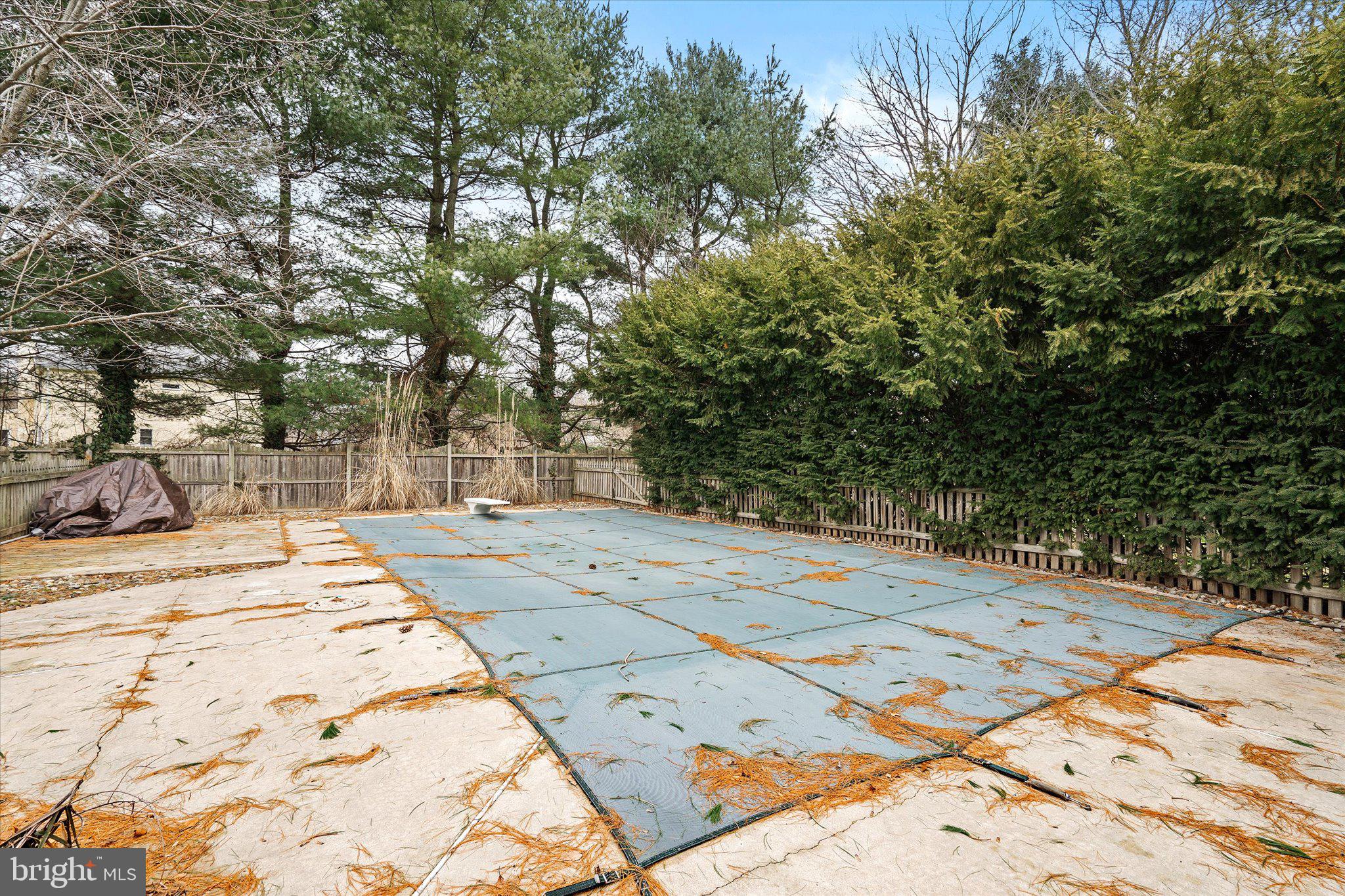 4 Eiker Road Cranbury, NJ 08512 - Photo 27 of 33 Pool