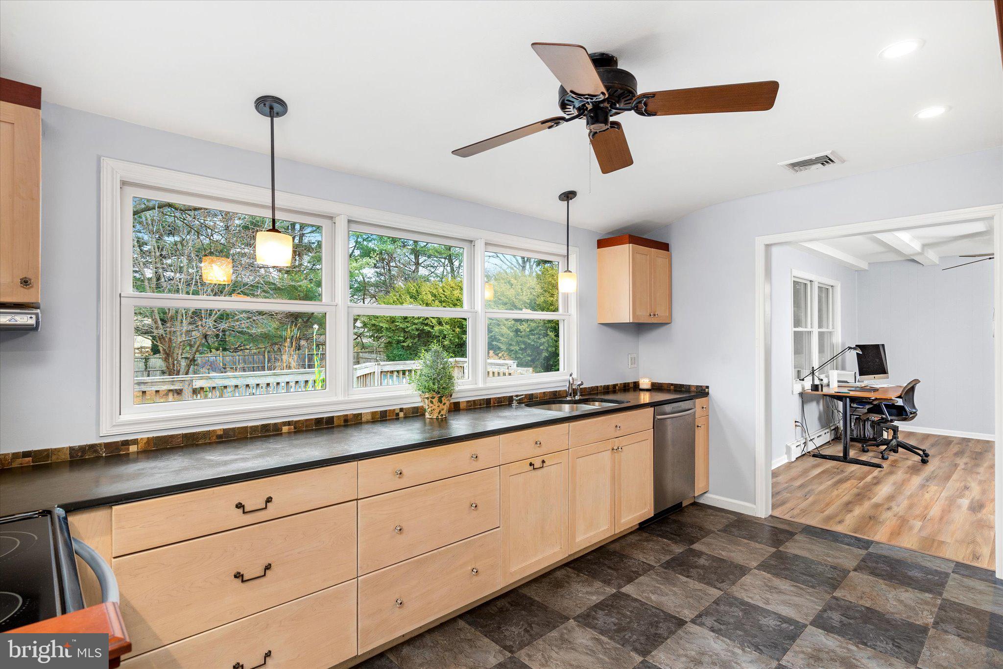 4 Eiker Road Cranbury, NJ 08512 - Photo 9 of 33 Kitchen