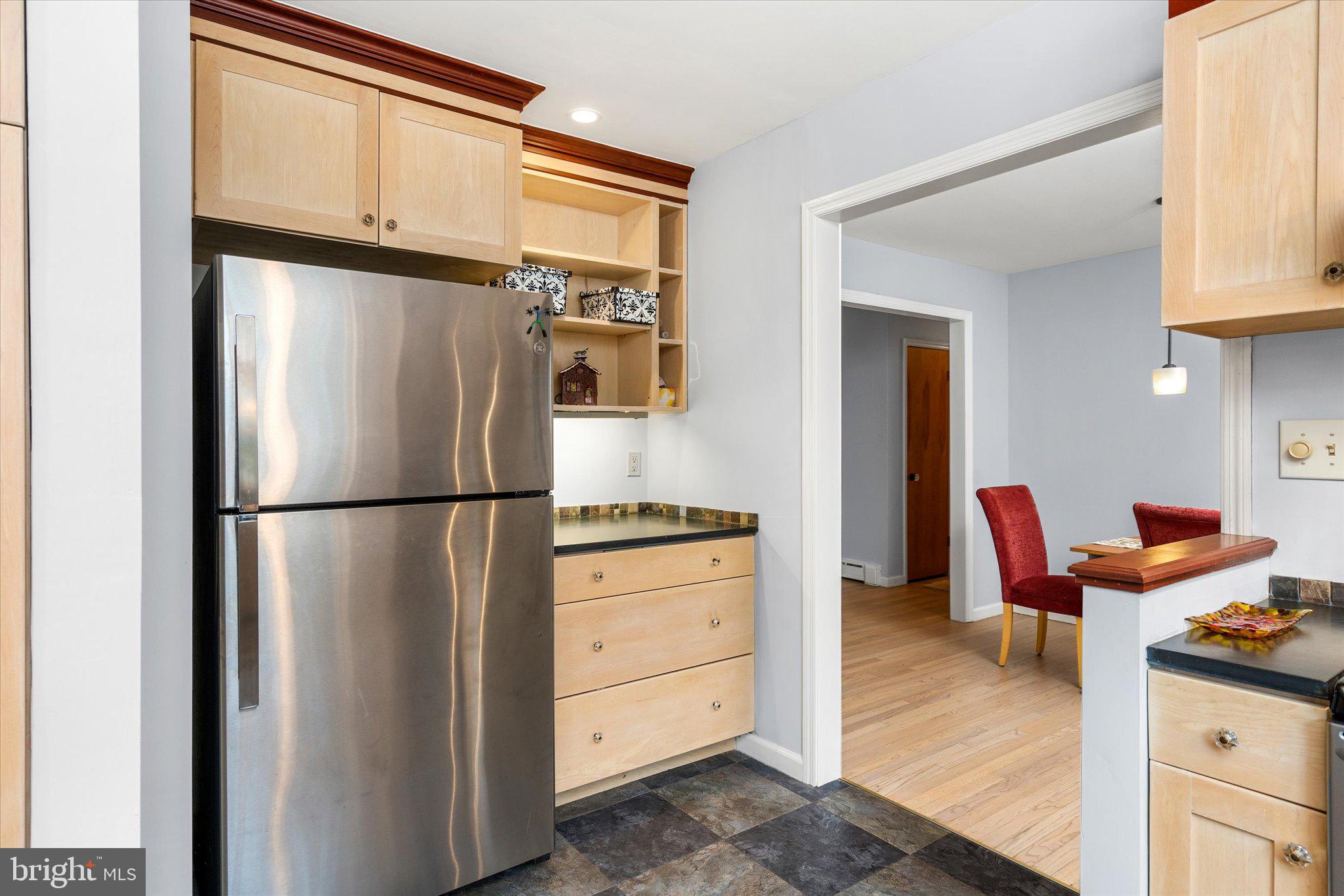 4 Eiker Road Cranbury, NJ 08512 - Photo 10 of 33 Kitchen