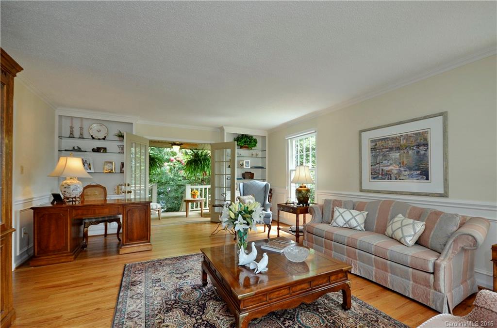 324 Stratford Road Asheville, NC 28804 - Photo 5 of 23 Gallery Image 5