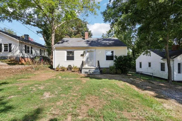 $169,900 | 626 East 4th Avenue, Gastonia, NC 28054