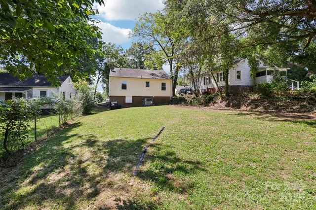 $169,900 | 626 East 4th Avenue, Gastonia, NC 28054