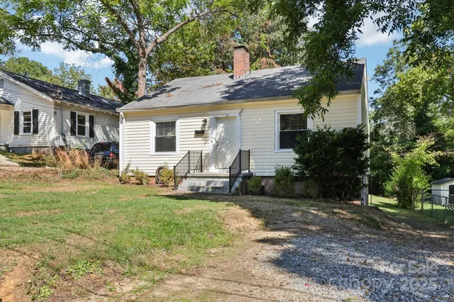 $169,900 | 626 East 4th Avenue, Gastonia, NC 28054