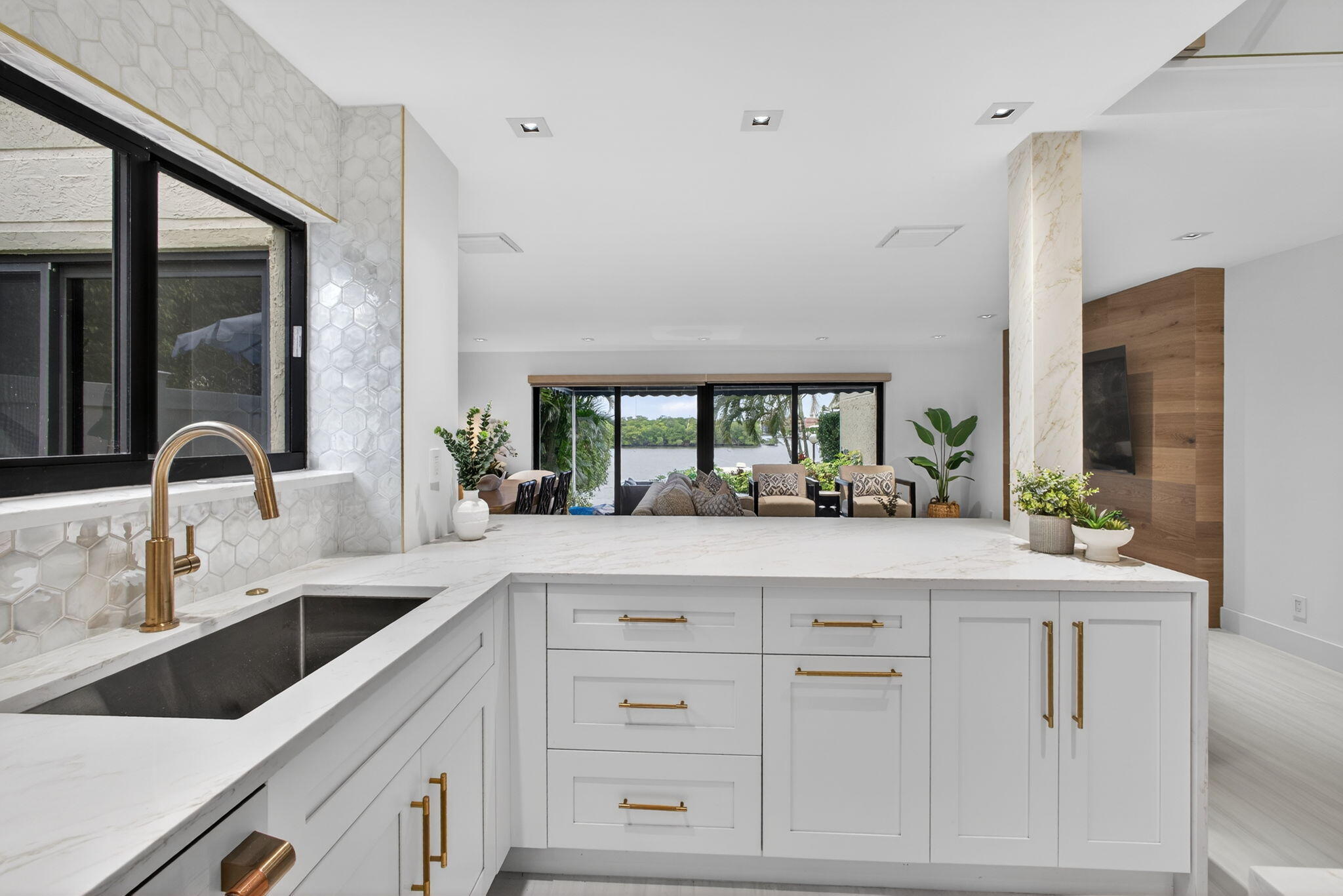 6550 North Ocean Boulevard, Unit 1 Ocean Ridge, FL 33435 - Photo 13 of 92 13