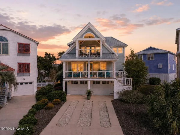 $985,000 | 114 Leeward Court, Kure Beach, NC 28449