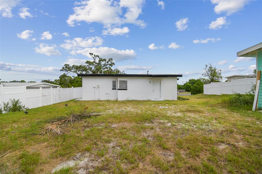 7090 Fireside Street Spring Hill, FL 34606 - Photo 24 of 32 Gallery Image 24