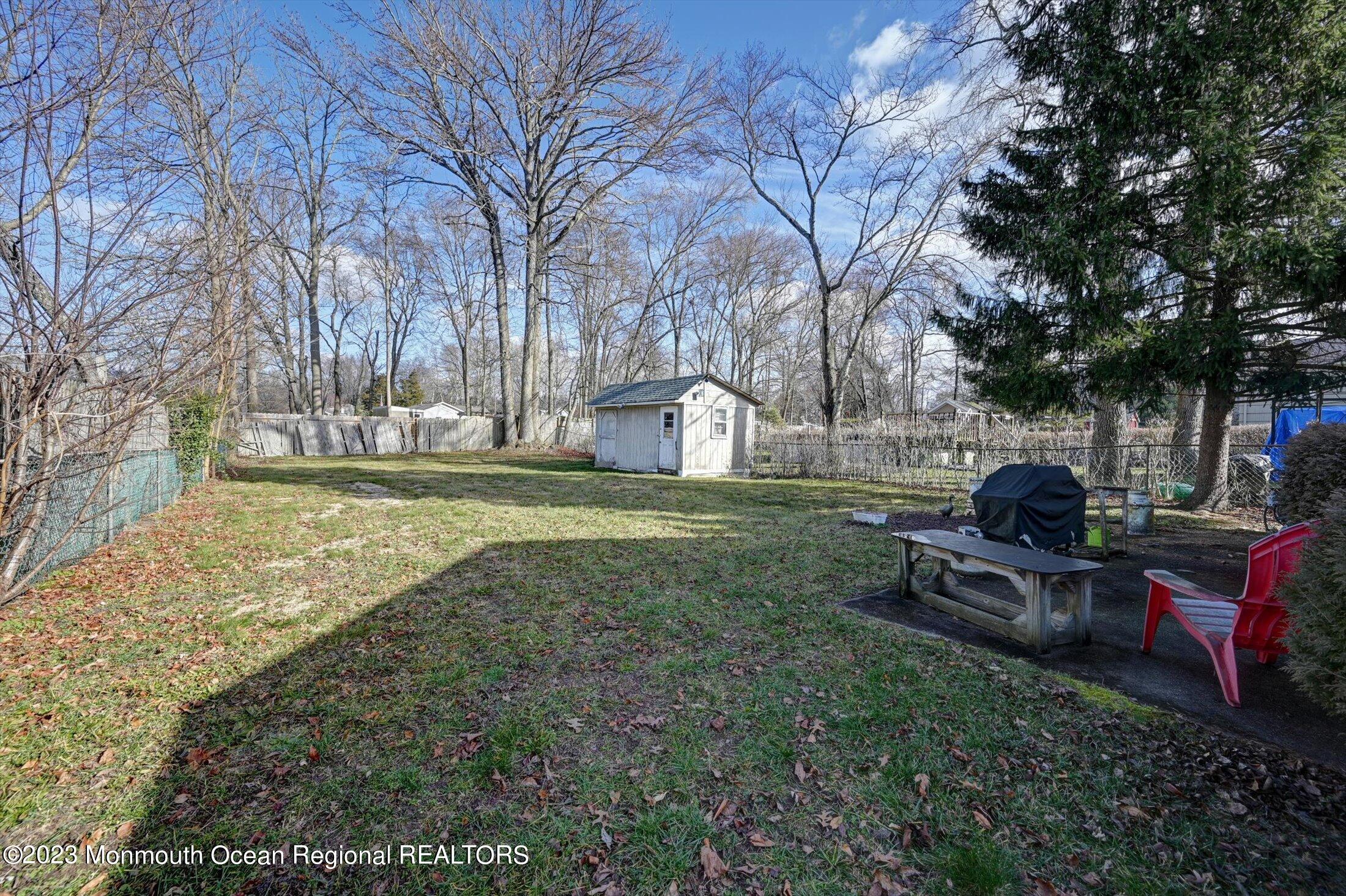 40 Smith Street Howell, NJ 07731 - Photo 22 of 25 YARD