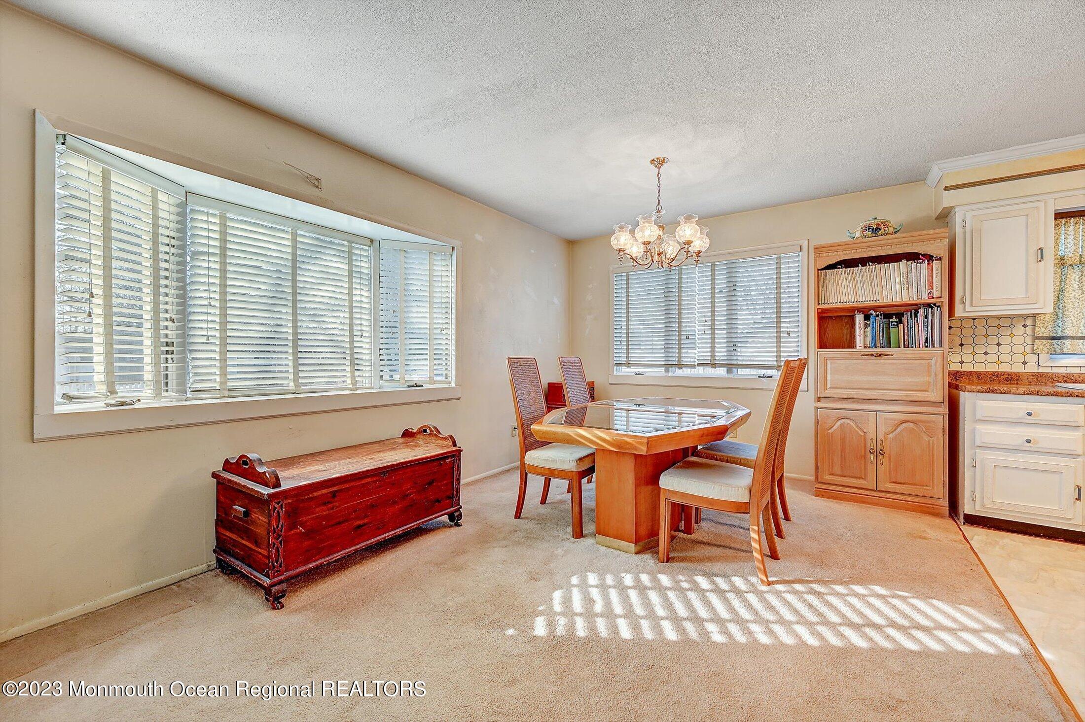 40 Smith Street Howell, NJ 07731 - Photo 6 of 25 DINING ROOM