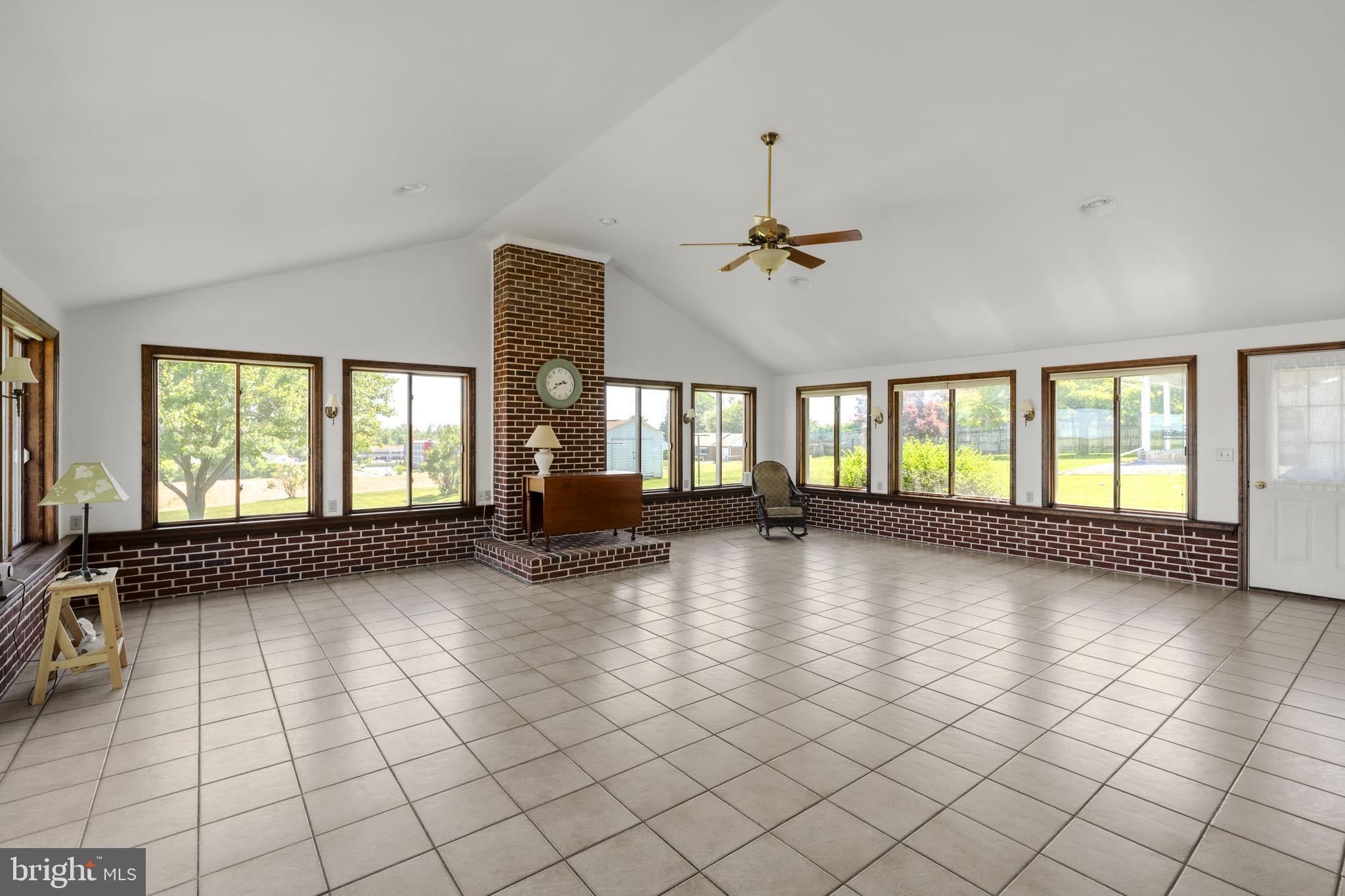2136 Hobson Road Lancaster, PA 17602 - Photo 30 of 52