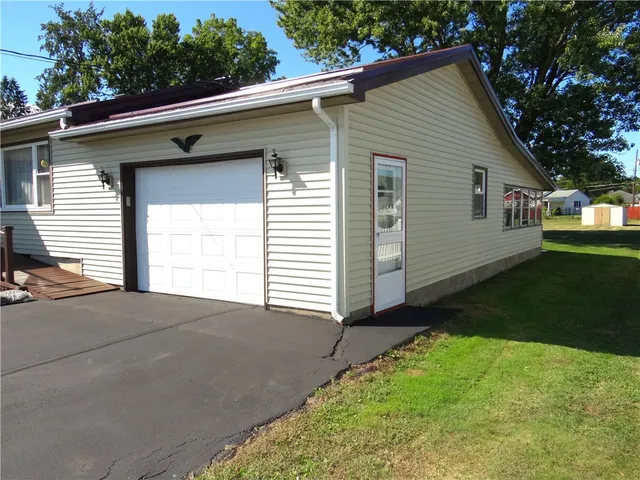 $189,900 | 980 Pauline Avenue, Southport, NY 14871