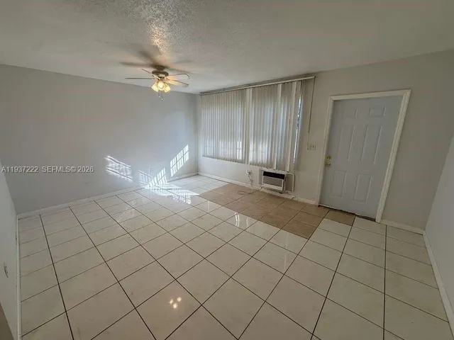 $1,500 | 1451 Northeast 170th Street, Unit 210A, North Miami Beach, FL 33162