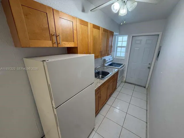 $1,500 | 1451 Northeast 170th Street, Unit 210A, North Miami Beach, FL 33162