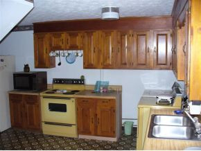 232 Packing House Road Kingsport, TN 37660 - Photo 4 of 9 kitchen laundry down stairs