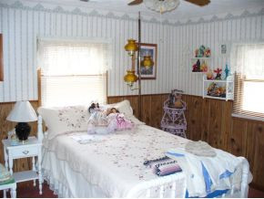 232 Packing House Road Kingsport, TN 37660 - Photo 6 of 9 cute bedrooms